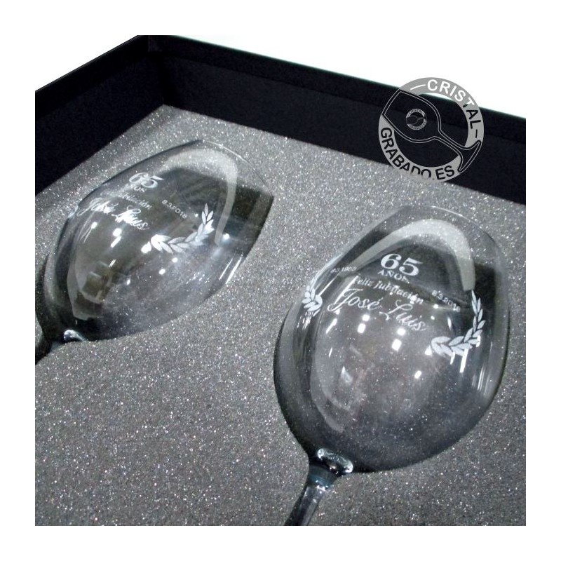 cristalgrabado.es. Vasos y copas grabadas láser on X: Pareja copas de vino  cristal personalizados mediante grabado láser. Pareja copas de vino  personalizado con motivo boda. Pareja copas de vino personalizado con  dedicatoria.