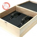 Estuche de madera con copas grabadas