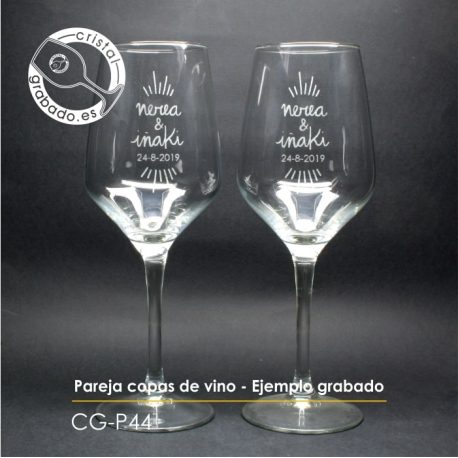 Pareja de copas de vino personalizadas con el diseño que necesite