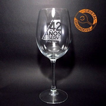 Copas de vino grabadas con diseño aniversario